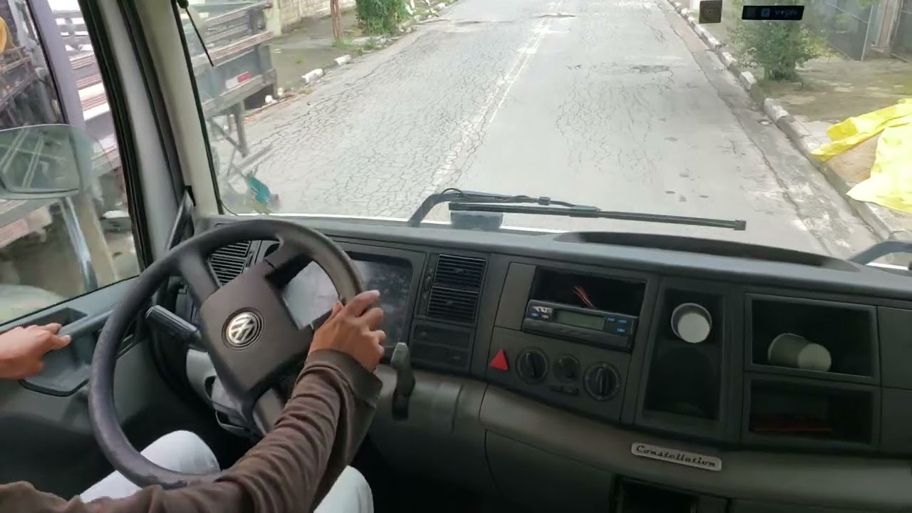 como dirigir o caminhão  15180Volkswagen