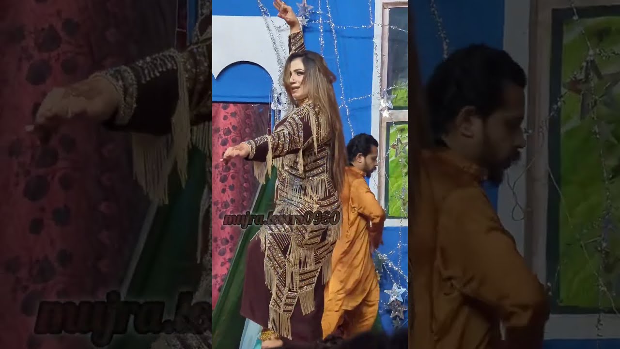 Mehak Malik New Stage Dance 🪩_-_Lakh Shukar Khuda Da Kara_-_Mujra.Lovers Productions