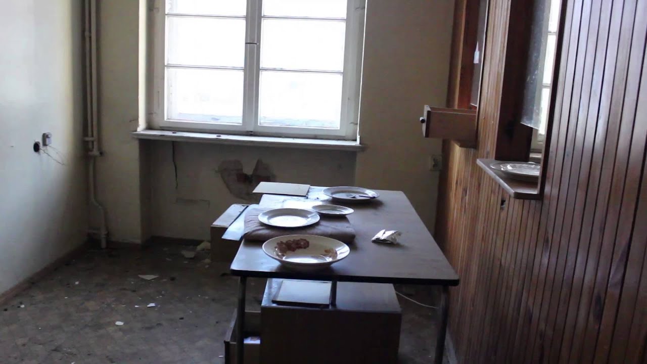 Opuszczona przychodnia medyczna | Urbex