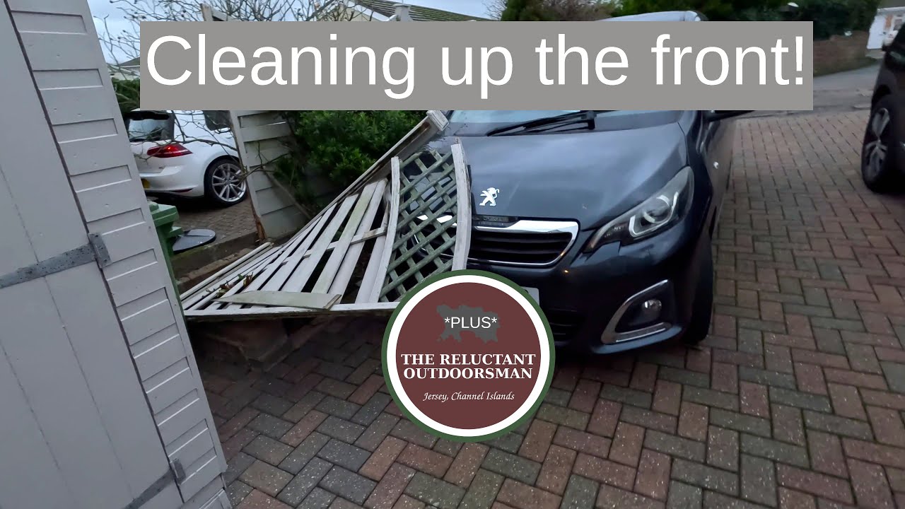 Cleaning up the front! #jersey #vlog #tidyingup