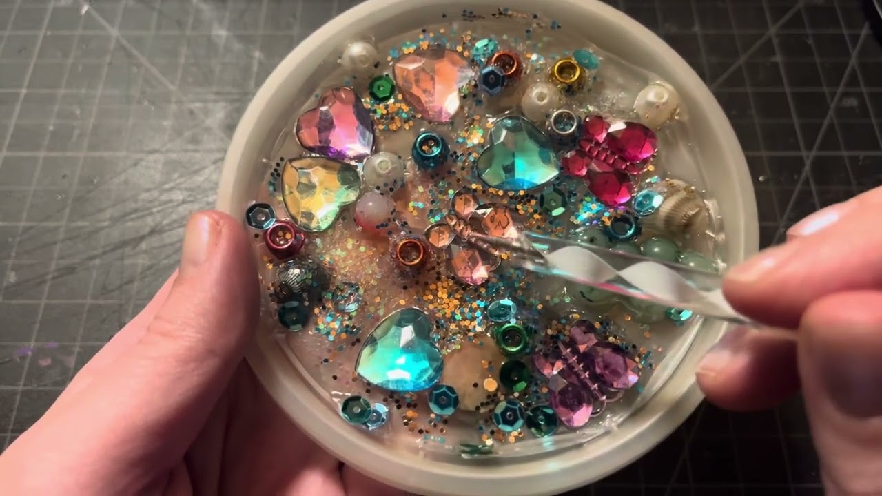 ASMR | Satisfying glue peel (gemstone tapping)