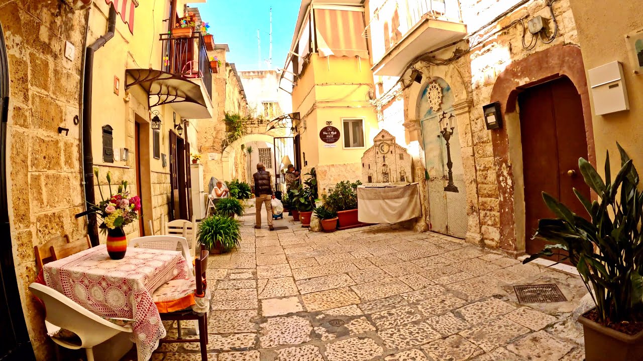 Bari Walk. Italy. #walkingtour #walkthrough #walk