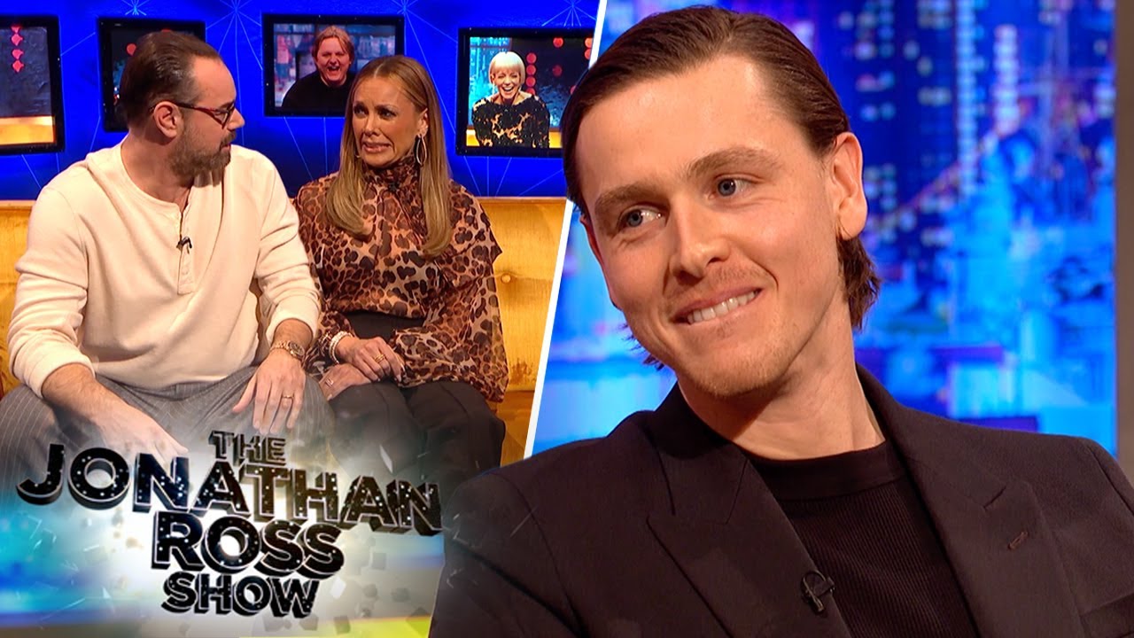 Harris Dickinson’s Raunchy Fan Responses | The Jonathan Ross Show