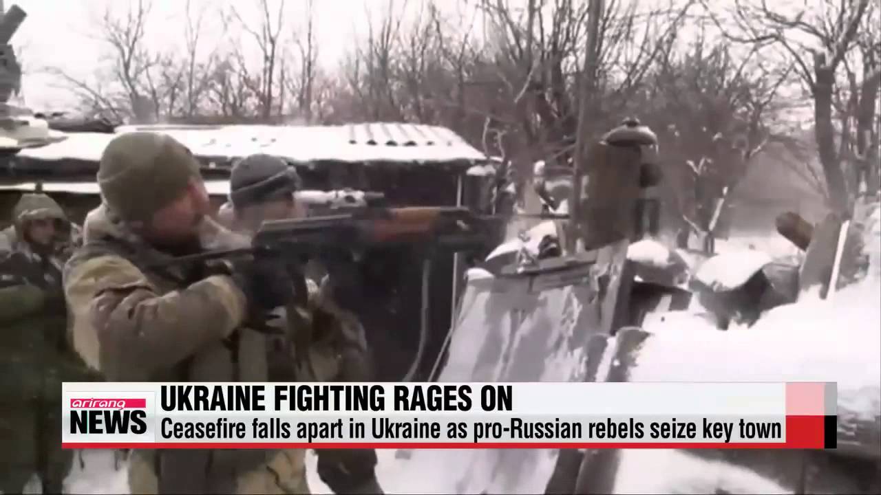 Ceasefire falls apart in Ukraine as pro-Russian rebels seize key town 

우크라이나 교전