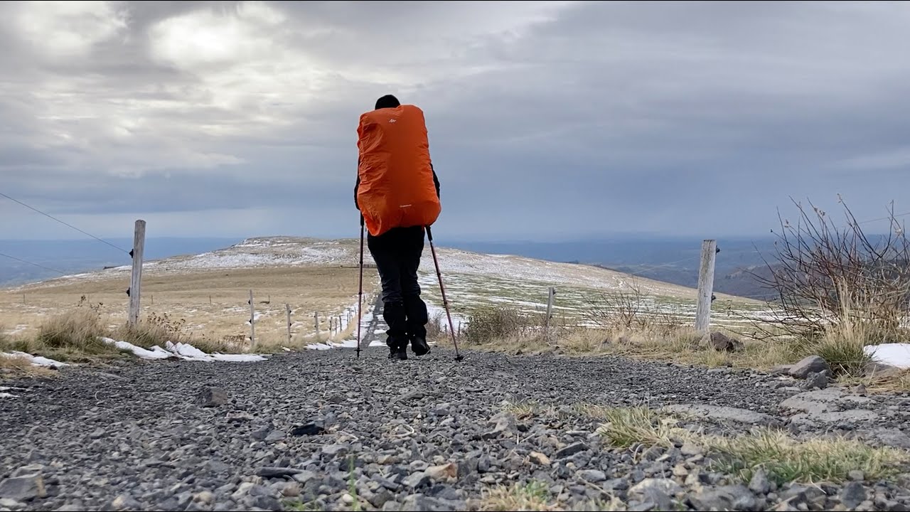 Randonnée des Monts du Cantal à la Vallée du Lot  |  VLOG sur le GR465