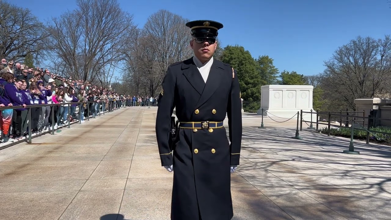 Cambio de Guardia Tour Washington DC Cementerio Arlington #nyc #travel  #washingtondc #tours #guias