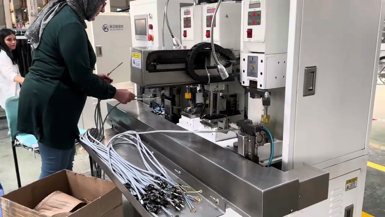 Automatically terminal crimping machines