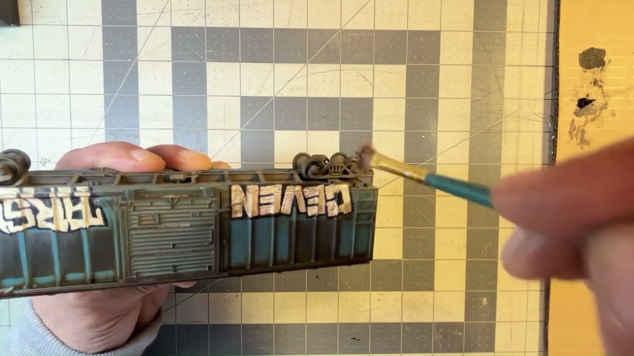 From Bench to Rail — Realistic HO Scale Boxcar Weathering and Graffiti (No Decals)