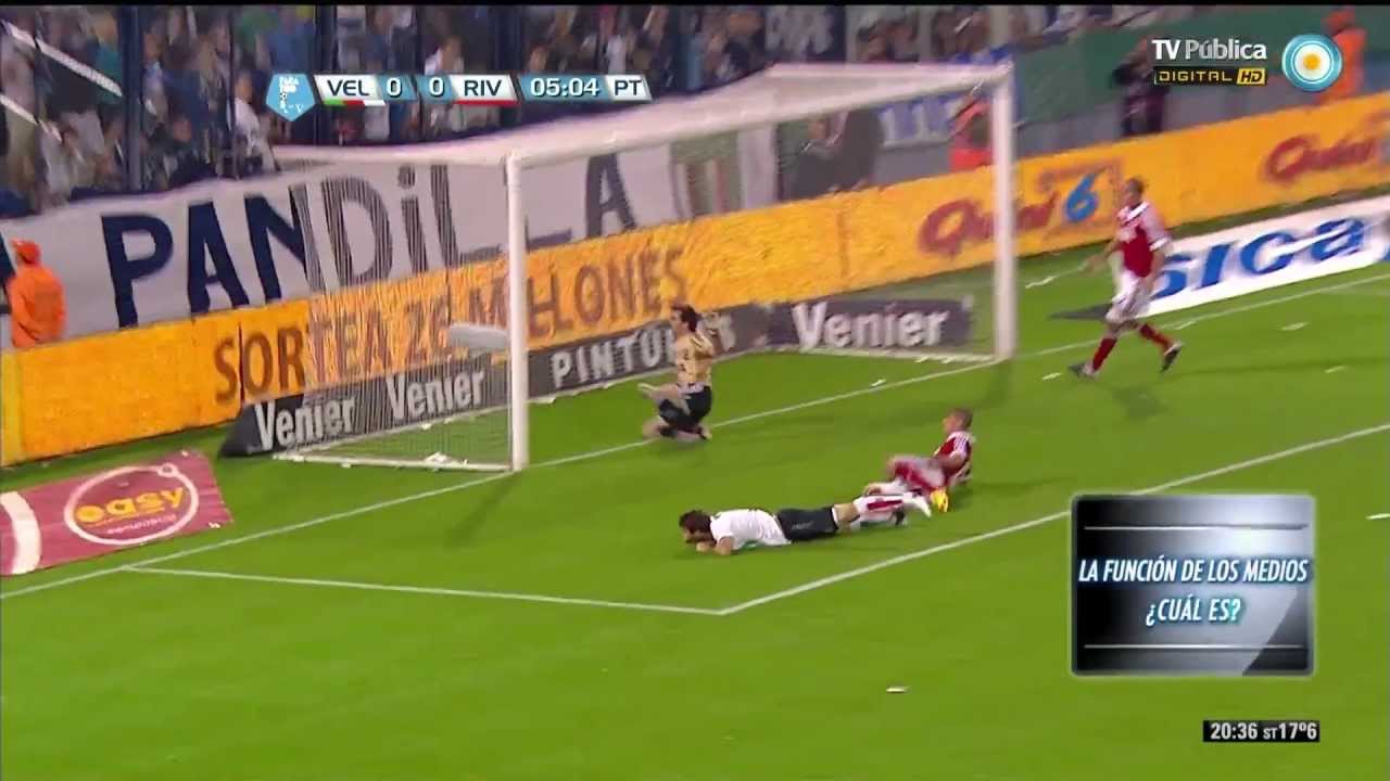 Velez 2 vs River Plate 0 (7&deg; fecha del inicial 2012)