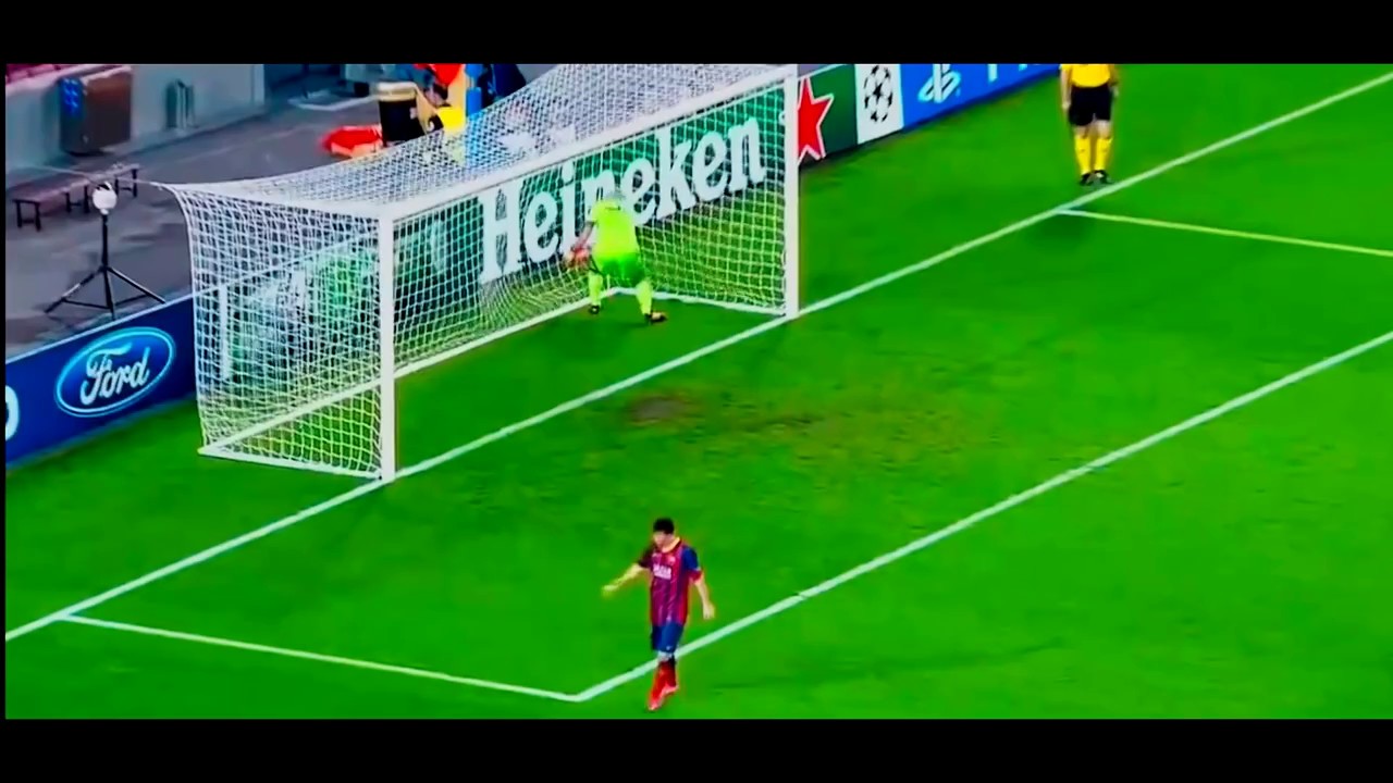 Lionel Messi ● Unbelievable Back Heel Goal | Must Watch |