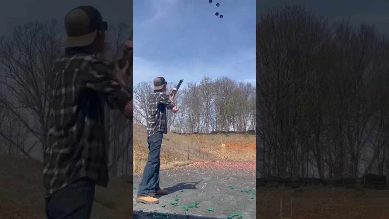 All best trick shots in one video.#benelli #trickshots #claytargets #shotgun #shorts