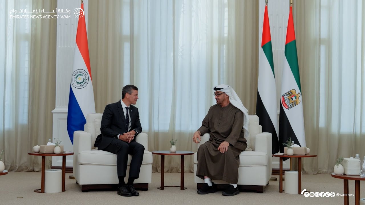 رئيس الدولة ورئيس الباراغواي يبحثان علاقات التعاون