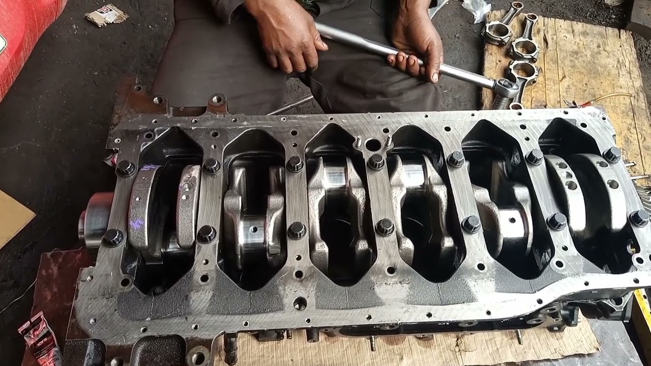 Toyota 1hz engine rebuild part1 #cupcut #toyota #foryou #automobile #vairalvideo