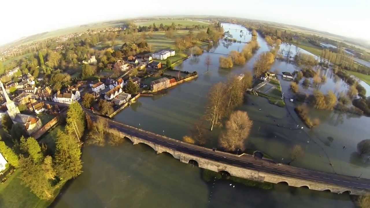 Wallingford in Flood 16th Feb 2014