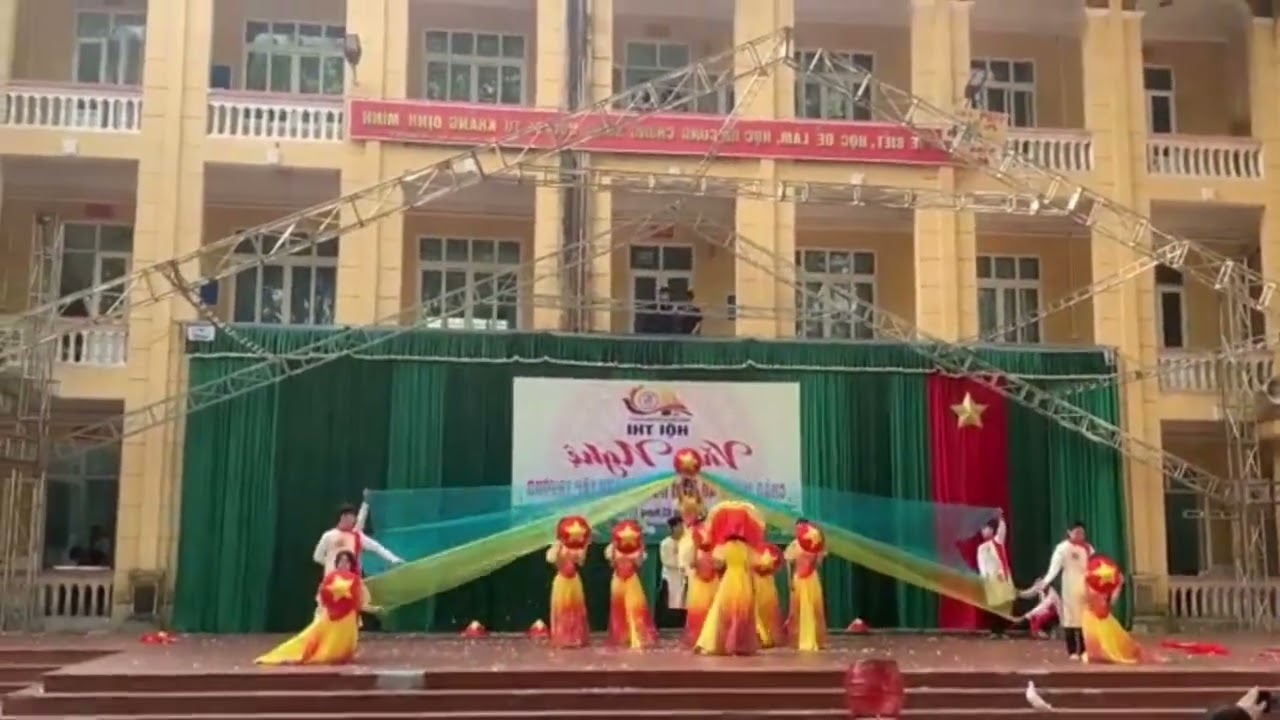 7c 2024/2025 lật ngược 