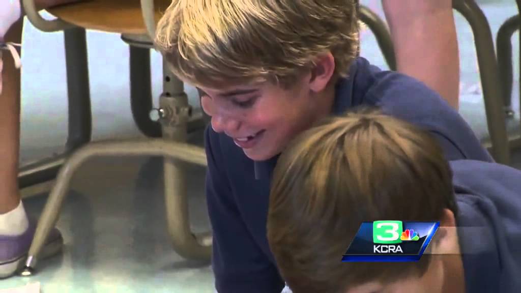 Classmates of peanut allergy victim take story to major league ballpark