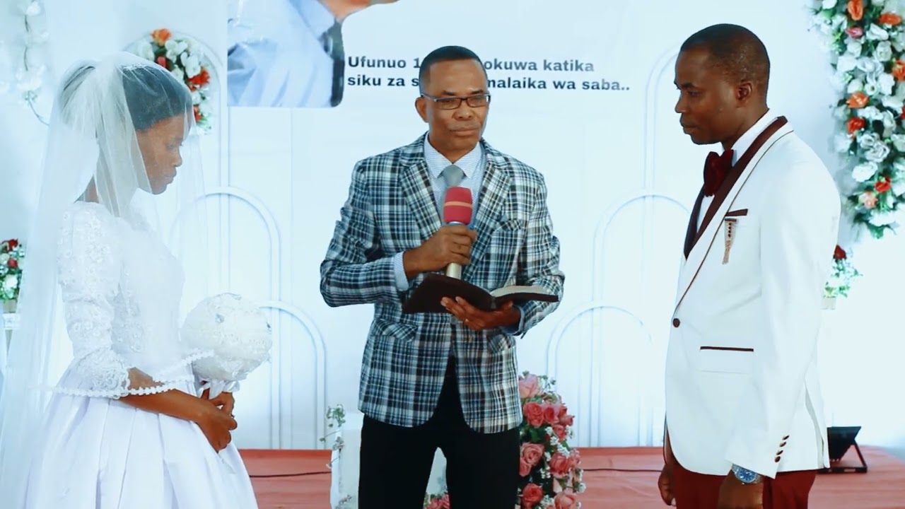 NDOA YA KANDA! ya Dar es Salaam Tanzania, ya Ndugu Philipo. Ikifungishwa na Ndugu Branham.