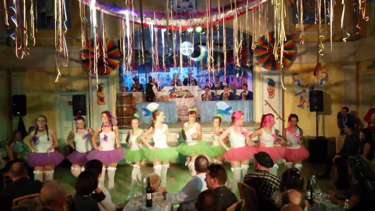 Es rappelt im Karton..... Showgirls Freyburg