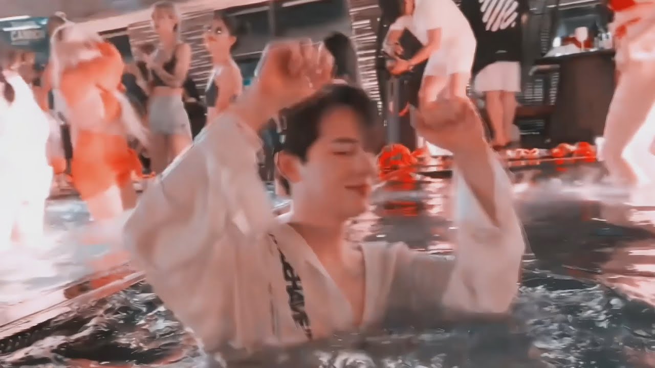 𝚂𝚝𝚛𝚊𝚠𝚋𝚎𝚛𝚛𝚒𝚎𝚜 & 𝙲𝚒𝚐𝚊𝚛𝚎𝚝𝚝𝚎𝚜”◎Junghyun 🍓🚬