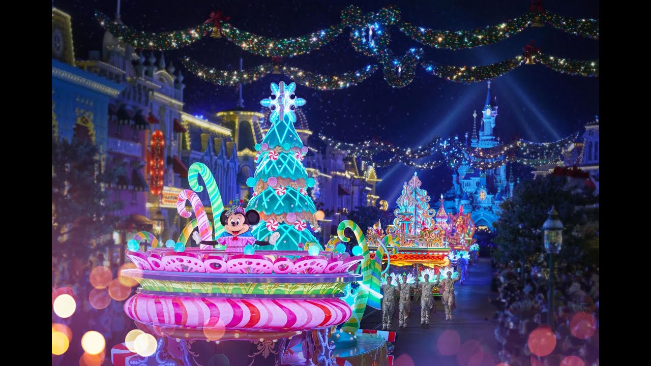 PARADE DE NOËL 2023 - ILLUMINATION DU SAPIN - DISNEYLAND PARIS