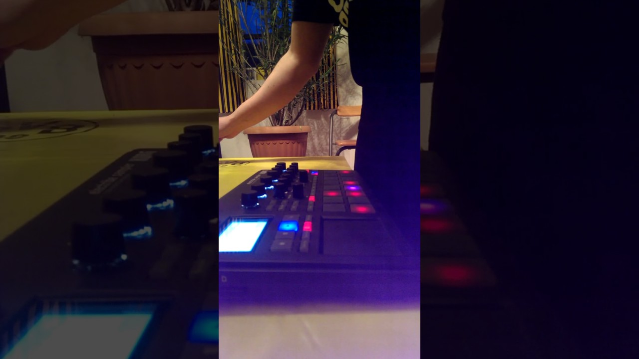 Korg Electribe 2 Sampler - hardtekk pattern