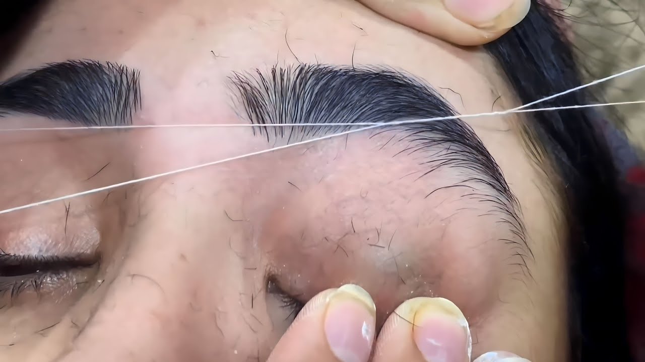 Eyebrow Threading Tutorial for Beginners | Lashes Beauty Parlour