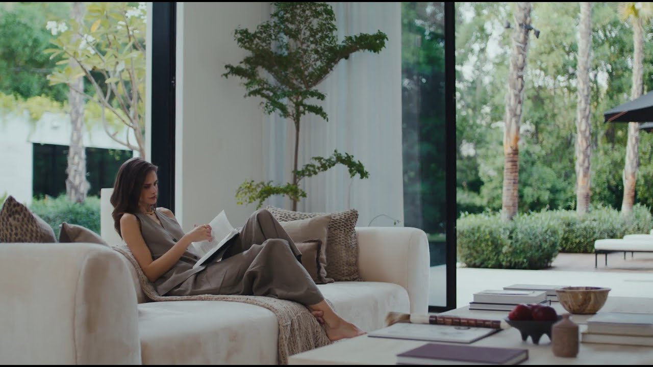 Your Home Immersed in Nature: AMAIA E10