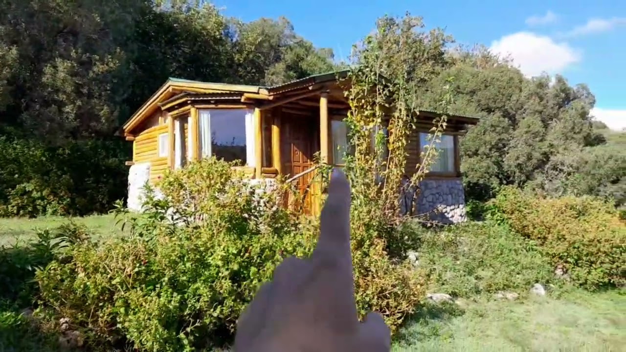 CONSTRUCCIONES DE TRONCOS Y TECHOS #techos #cabañas #arquitectura