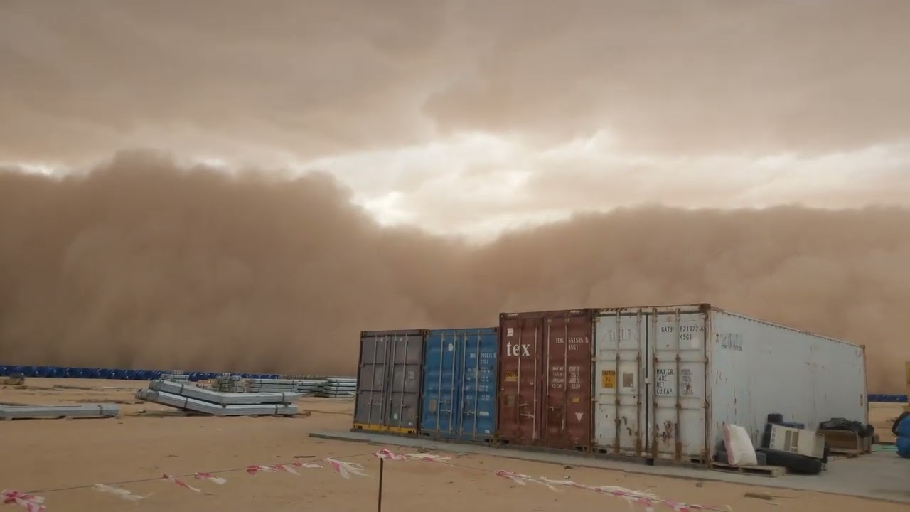 Tabarjal sand Strom Saudi Arabia