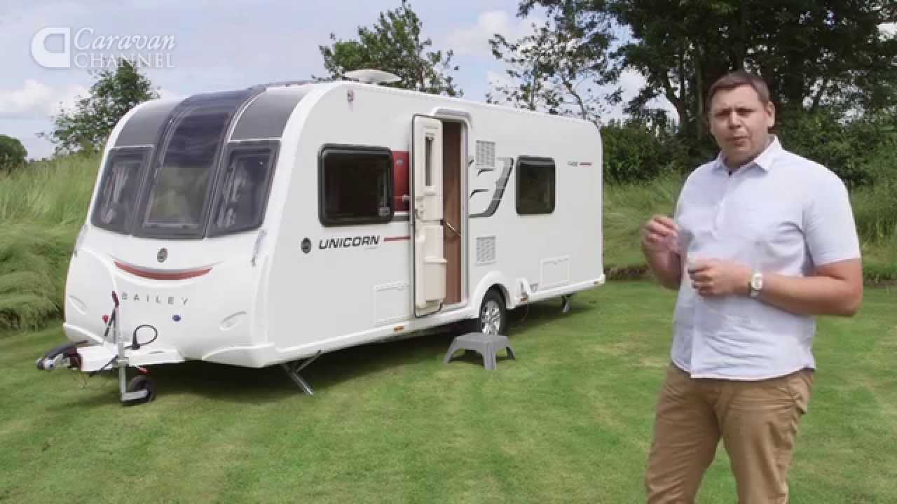 CC S04E26 - NEW MODEL REVIEW Bailey Unicorn III Cadiz