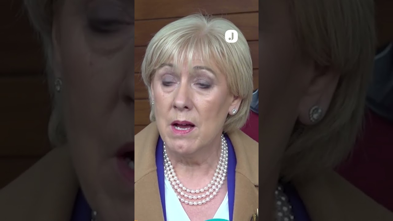 Humphreys questioned about credit union that she managed taking debtors to court