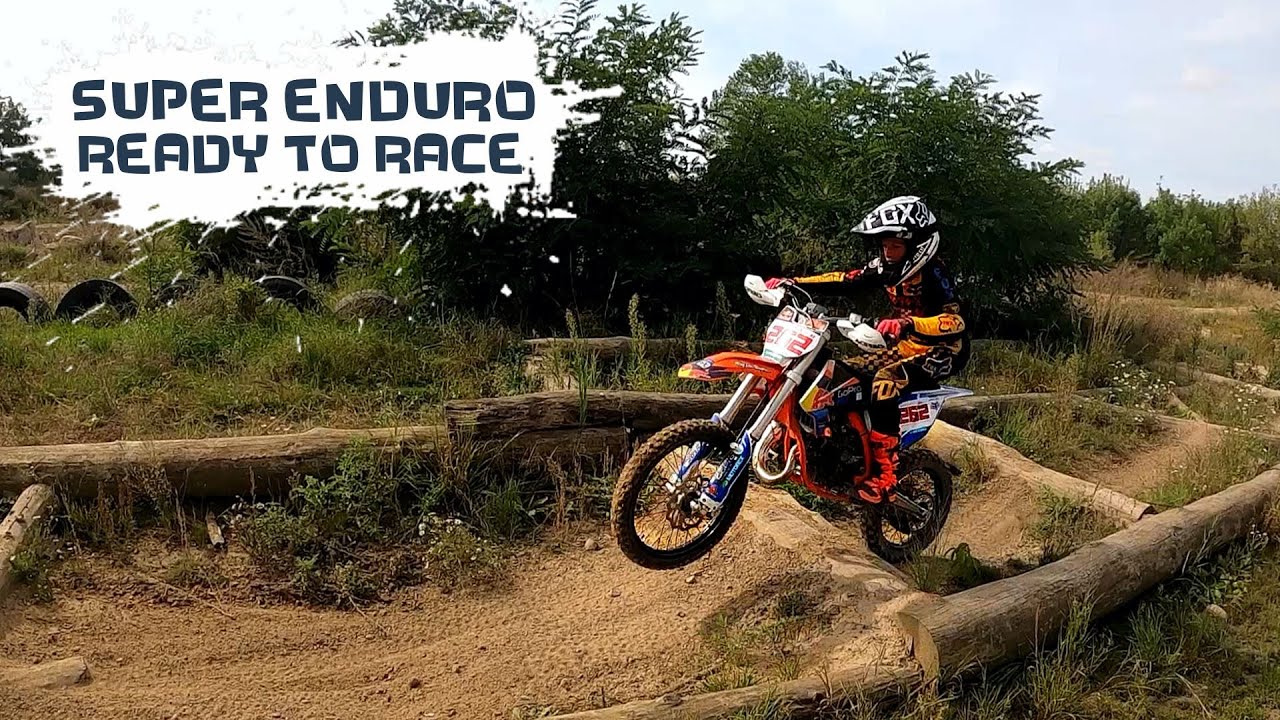 Być jak Taddy Błażusiak - pierwsze próby na torze Super Enduro w Rumianku