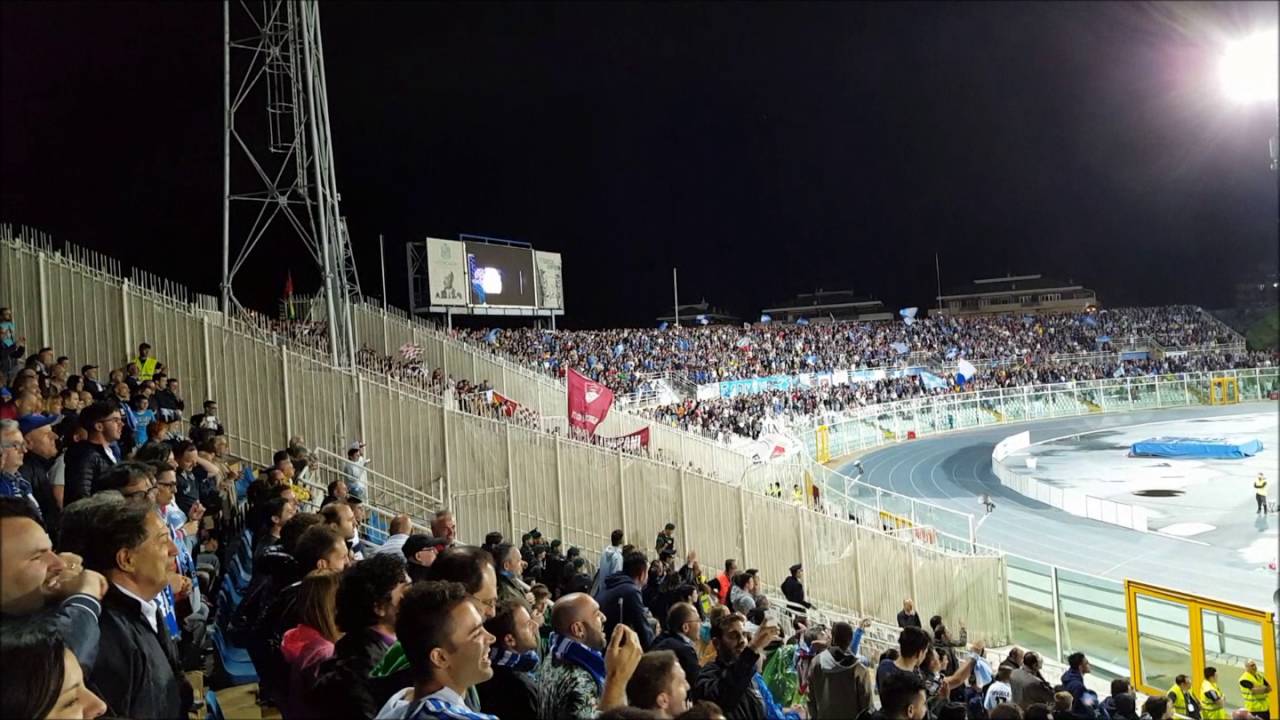 G. Lapadula -  esultanza speaker stadio Adriatico