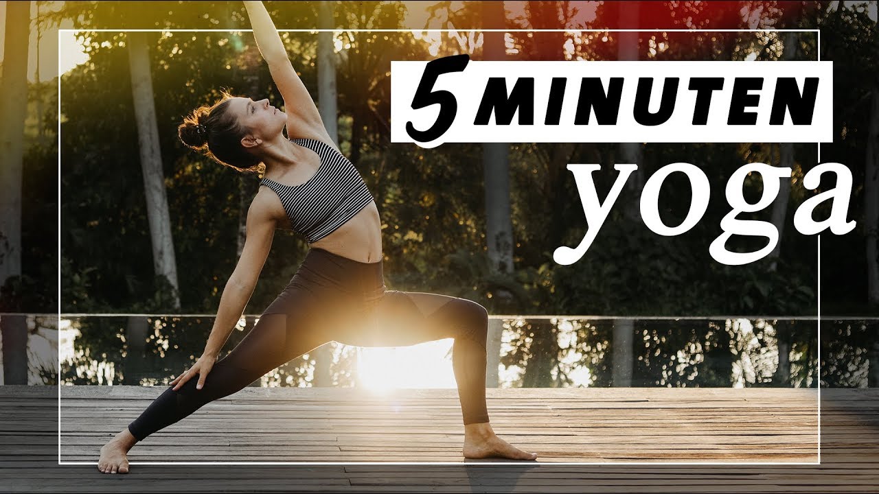 Yoga Flow für Energie & Power | Wach und fit in 5 Minuten | Dein Yogasnack für zwischendurch!