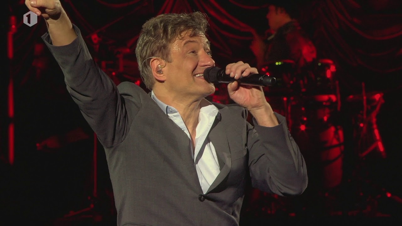 Bart Peeters Deluxe Live in de Lotto Arena - Liefde is Alles