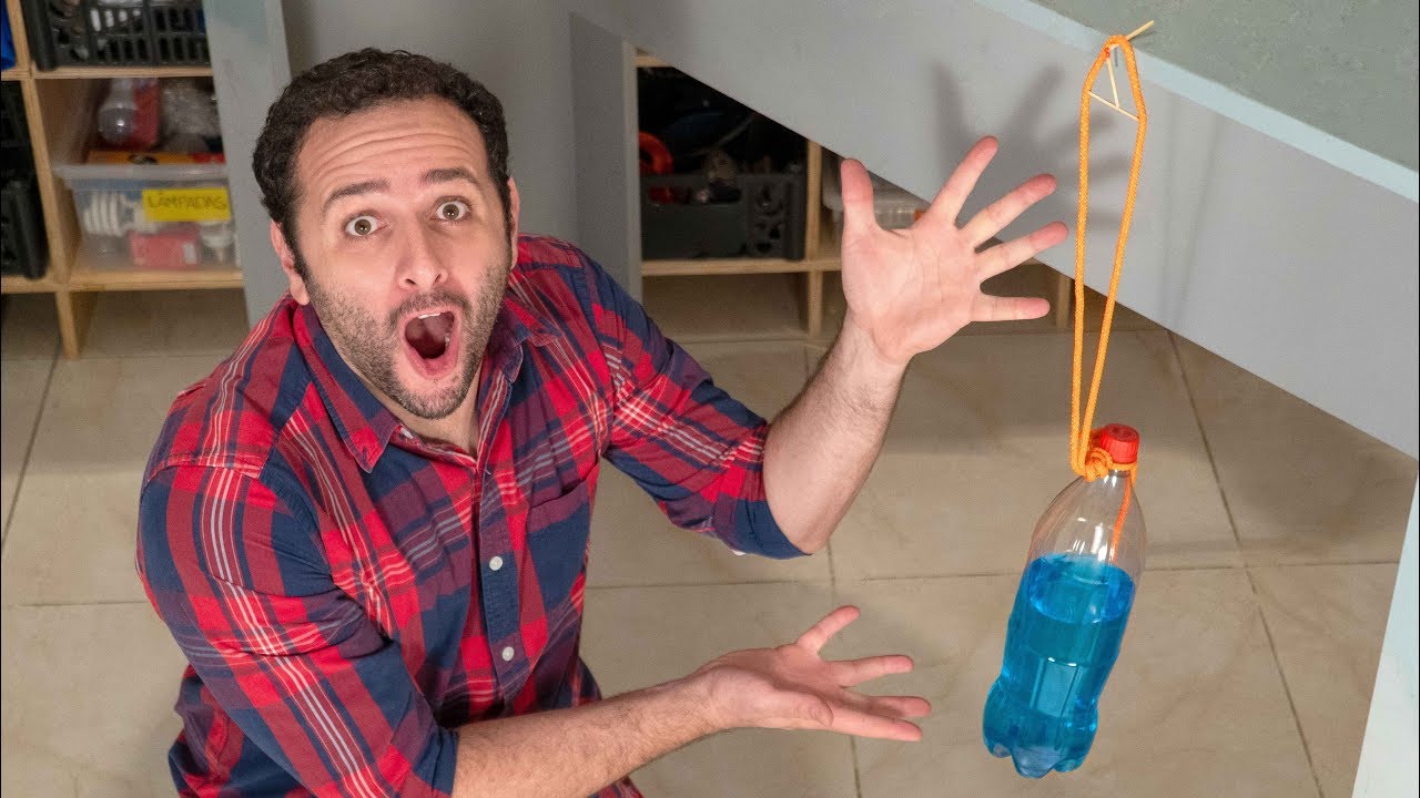 Desvendamos o milagre do palito que sustenta a garrafa