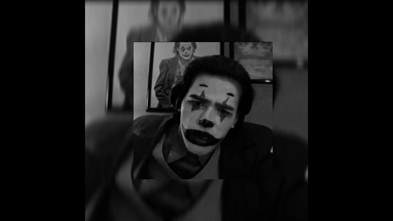 انت عني بعيد نار كلبي تزيد .  مسرع
