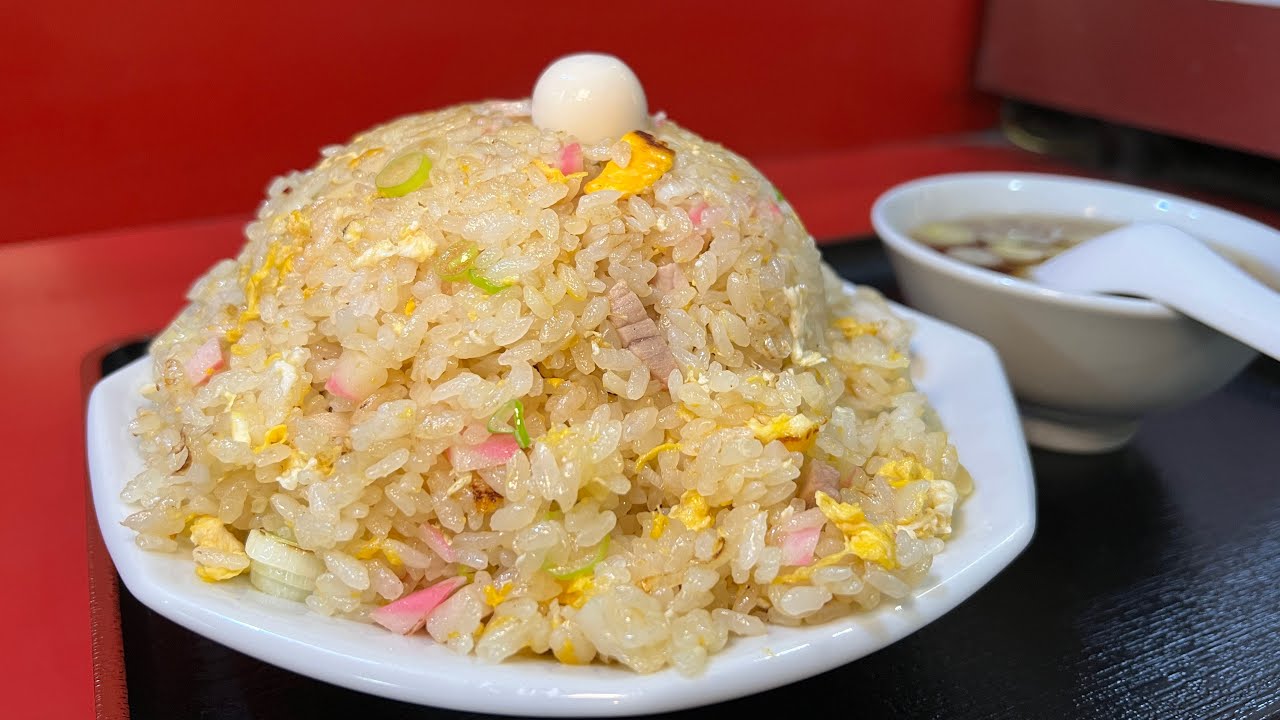 【厨房見学】老舗町中華の絶品チャーハン、定食など
