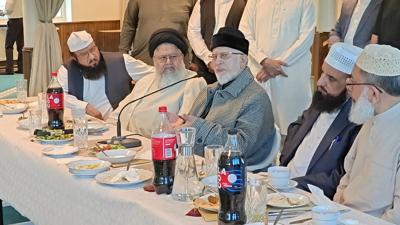 Pakistani scholars  residing in Norway had a special meeting with Dr Muhammad Tahir-ul-Qadri in Oslo