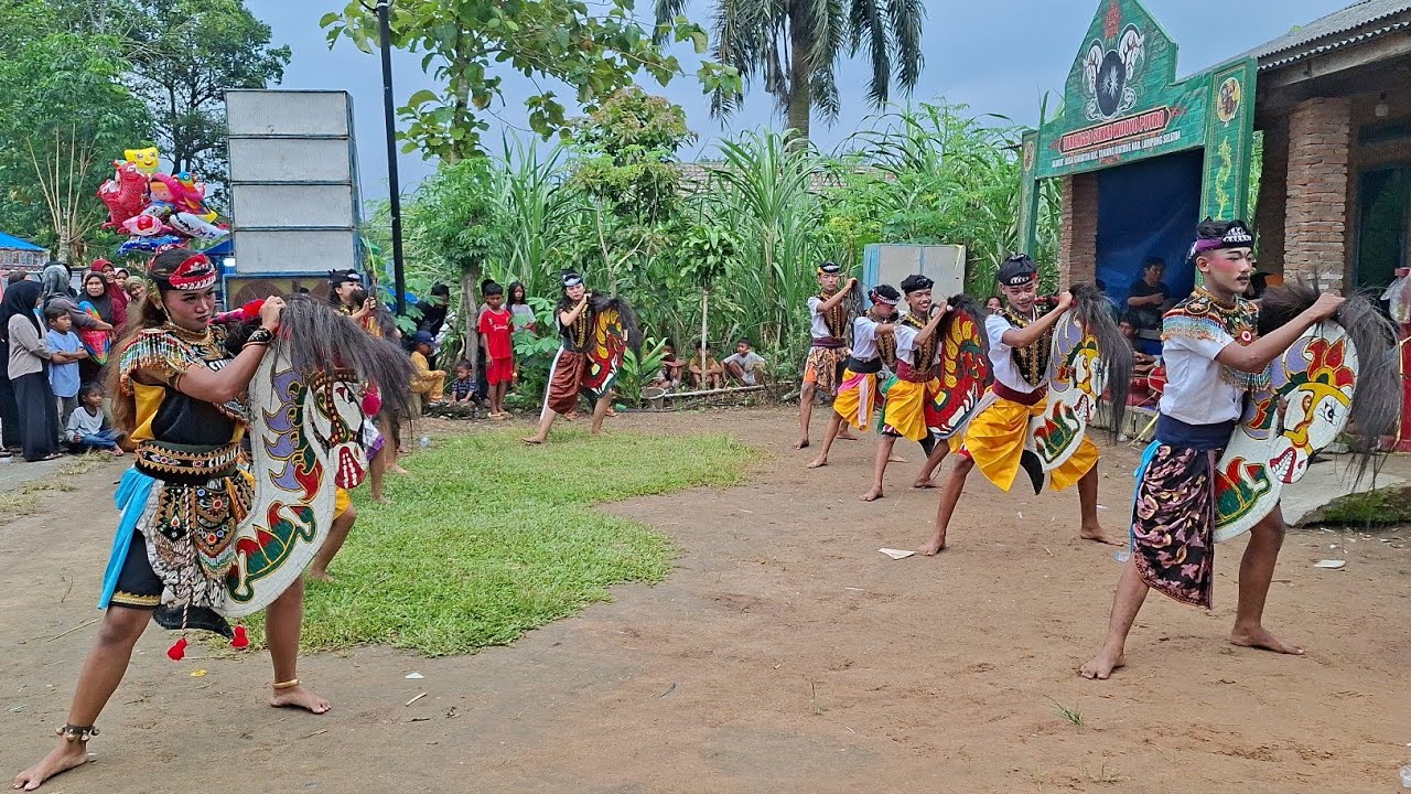TARI SENTEREWE KREASI JARANAN TURONGGO SEKAR WIJOYO PUTRO FEAT BIMA SAKTI CAMPUR SARI