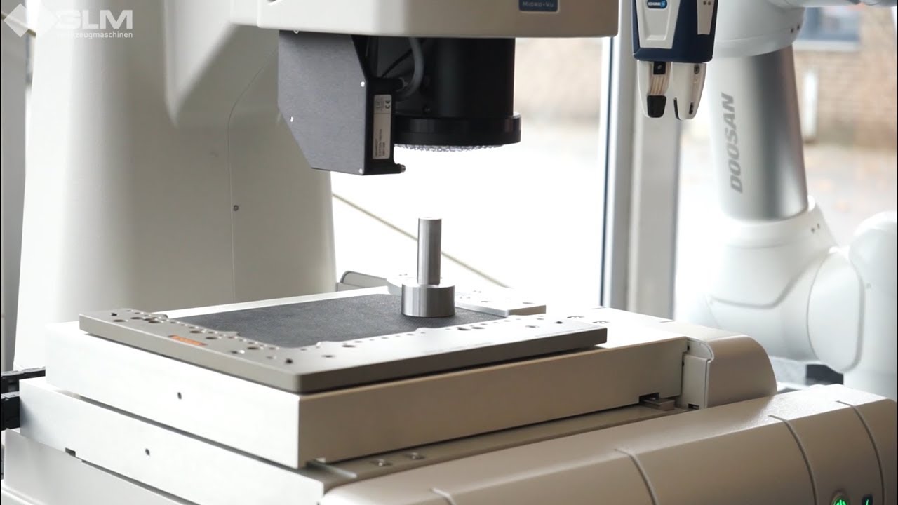 Doosan Robotics Cobot + Micro-Vu Messmaschine