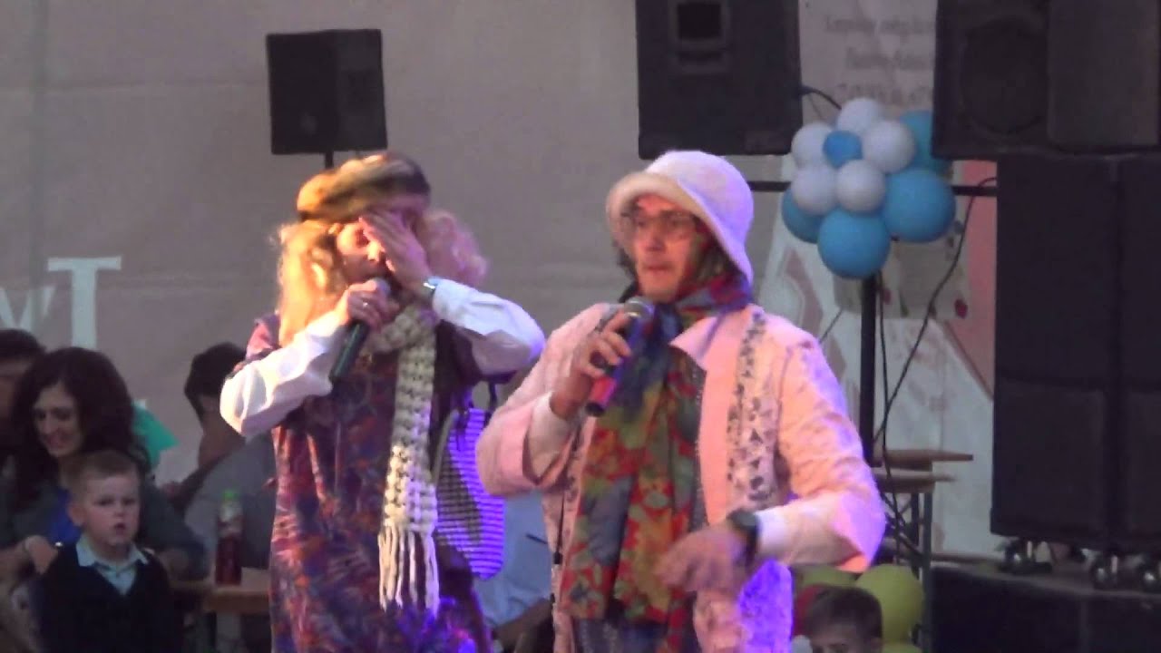 04.09.2015 - Dożynki w Pisarzowicach - Skecz - Kabaret Kafliki