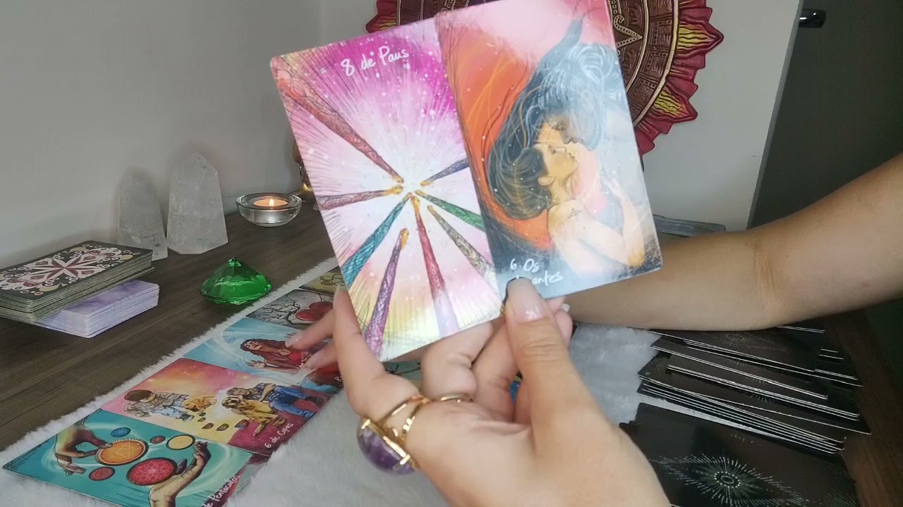 O que está PENSANDO e SENTINDO em relação a mim hoje? Pergunte ao TAROT 🔮❤️✨