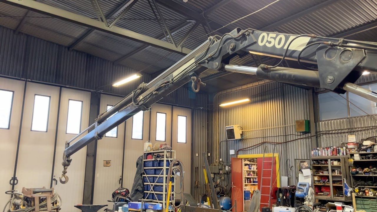 Köp Kran Hiab 050 AW  på Klaravik