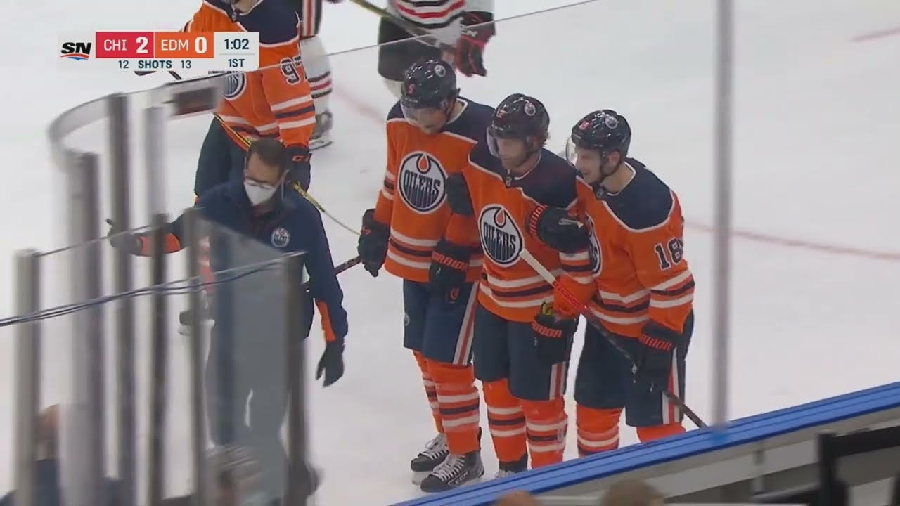 Duncan Keith Knocked Out Cold Briefly After Crashing Into Boards