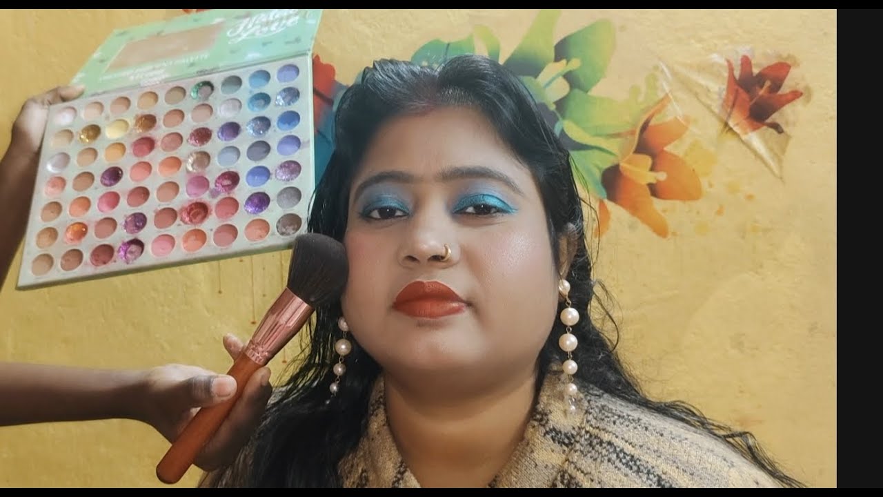 Asmr My Sister Does My Makeup 💄