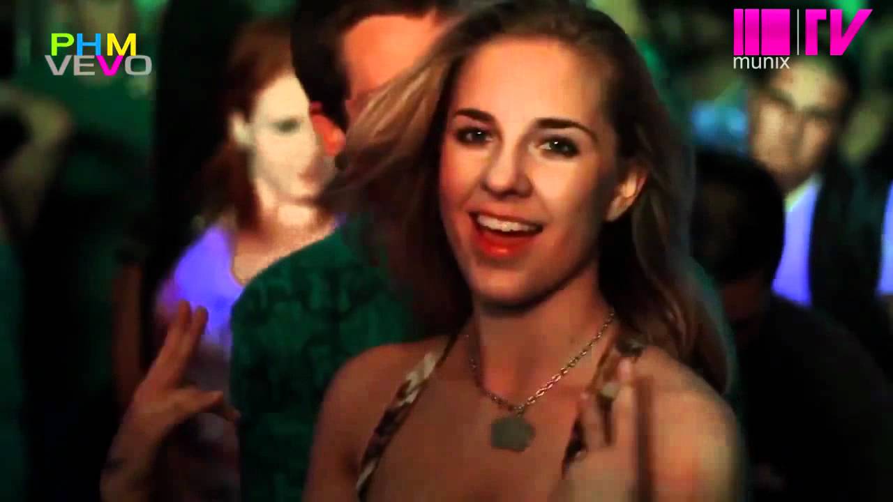 SOUTH BLAST! feat. Paula P´Cay - Who Made It ( Video Edit )