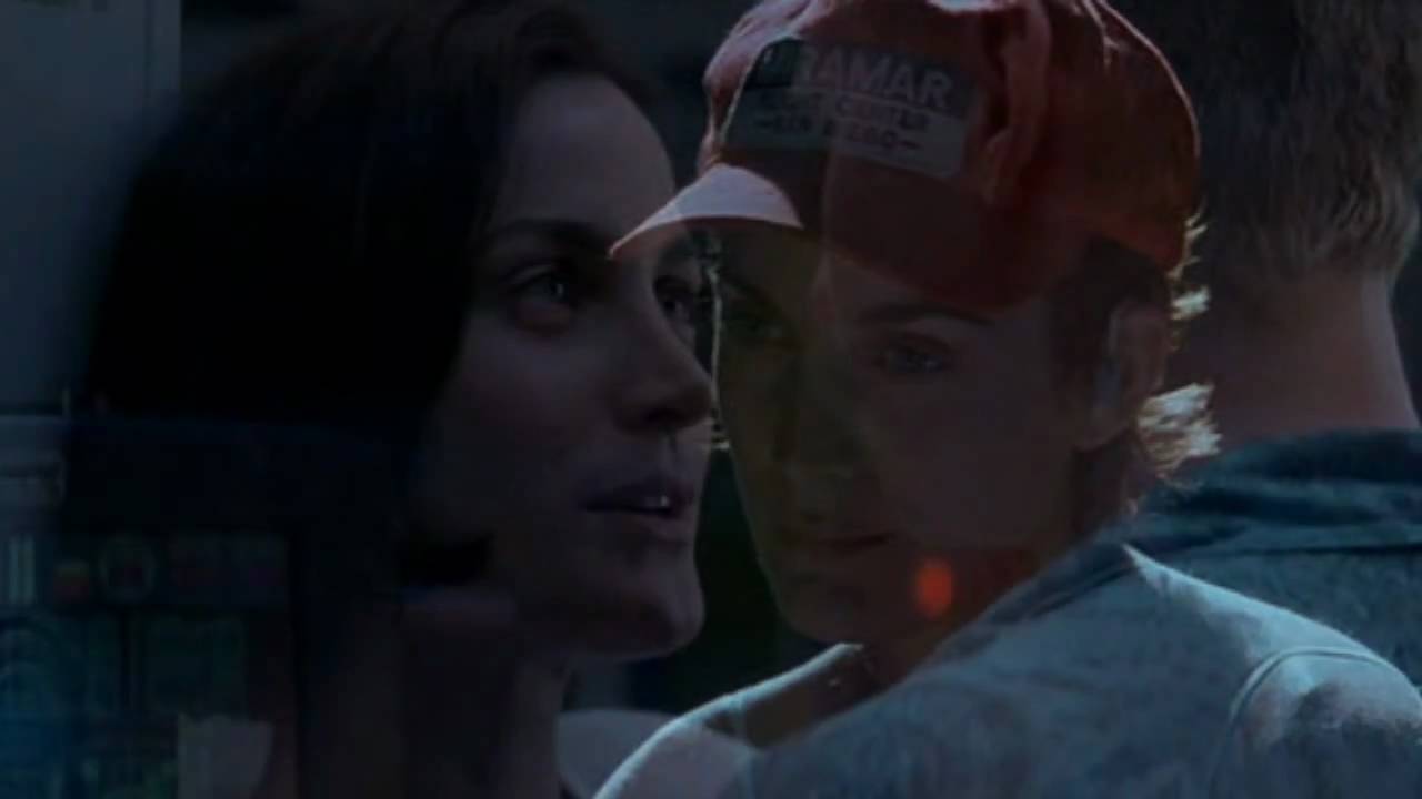 Happy birthday Carrie-Anne Moss 2010