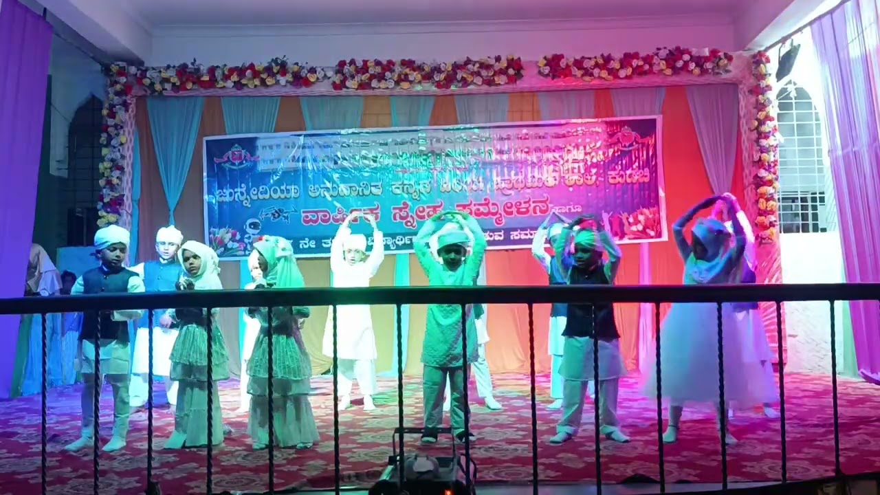 Adorable Arabic Dance | 1st Class Girls and Boys | School Function in jkhps gathering school kudachi