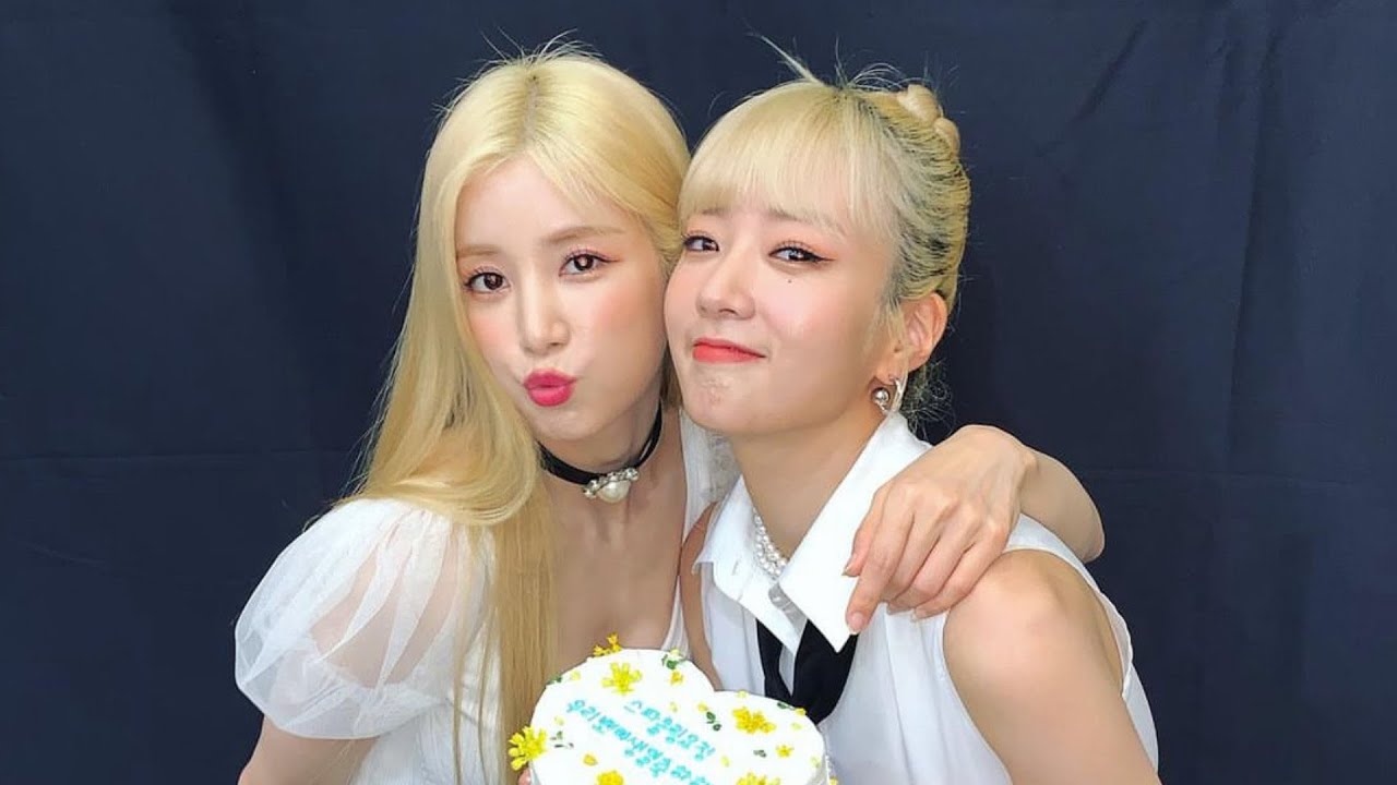 초롱X보미 데뷔 초 리얼리티 티카타카 모음.zip